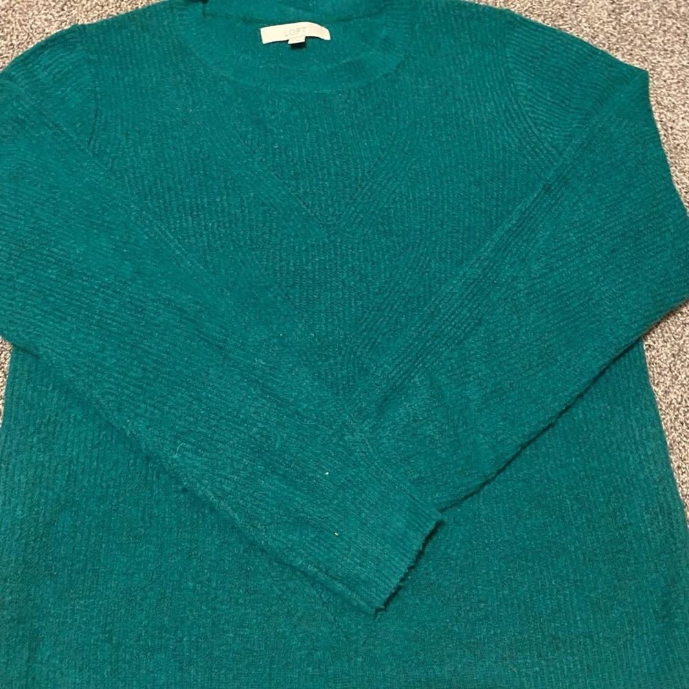 Loft Sweater- Emerald color- Soft